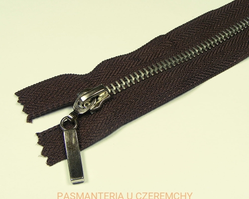 zamek 20 cm ciemnobrązowy nierozdzielczy metalowy VT10 nikiel