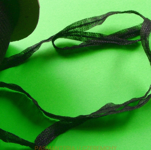 taśma flizelinowa do szwów z nitką czarna 6 mm /taśma formująca, szewband/